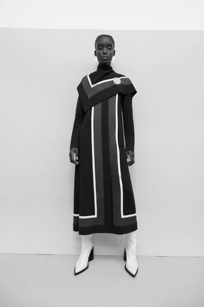 Look 18